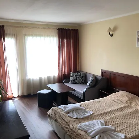 Varbaka Ваканционно селище Рибарица